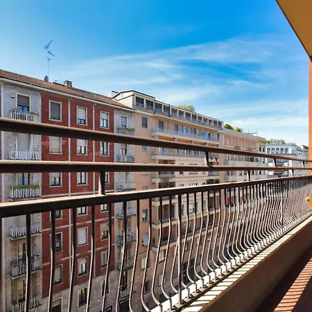 Sunny Hideaway Milan