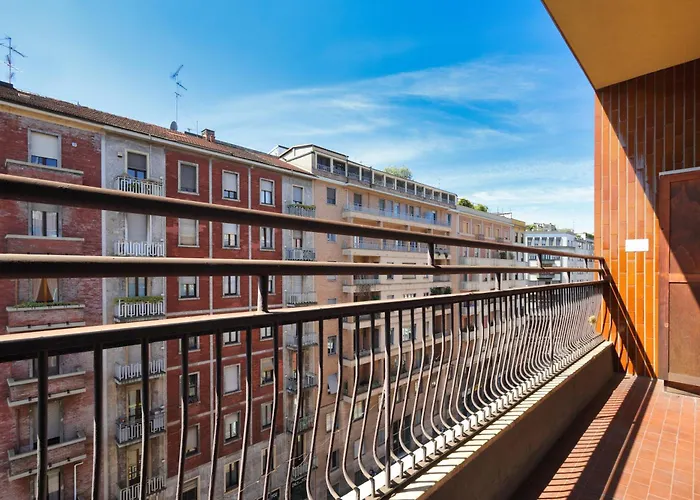 Sunny Hideaway Milan